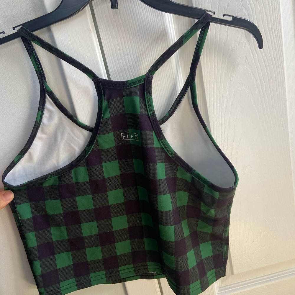 Fleo switch up crop tank